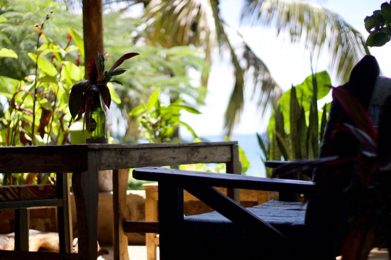 Butterfly Space- A Non-Profit Eco-Lodge Nkhata Bay 외부 사진