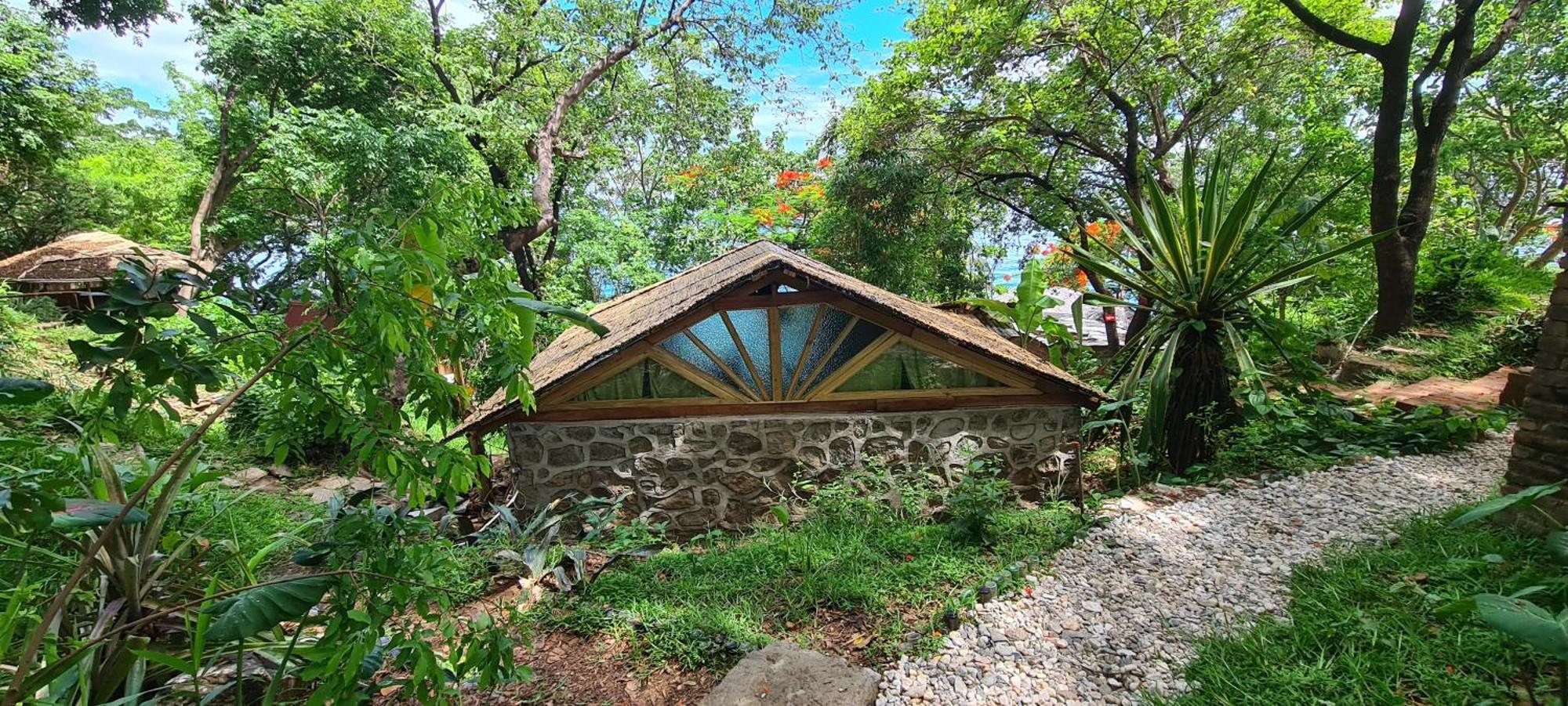Butterfly Space- A Non-Profit Eco-Lodge Nkhata Bay 외부 사진