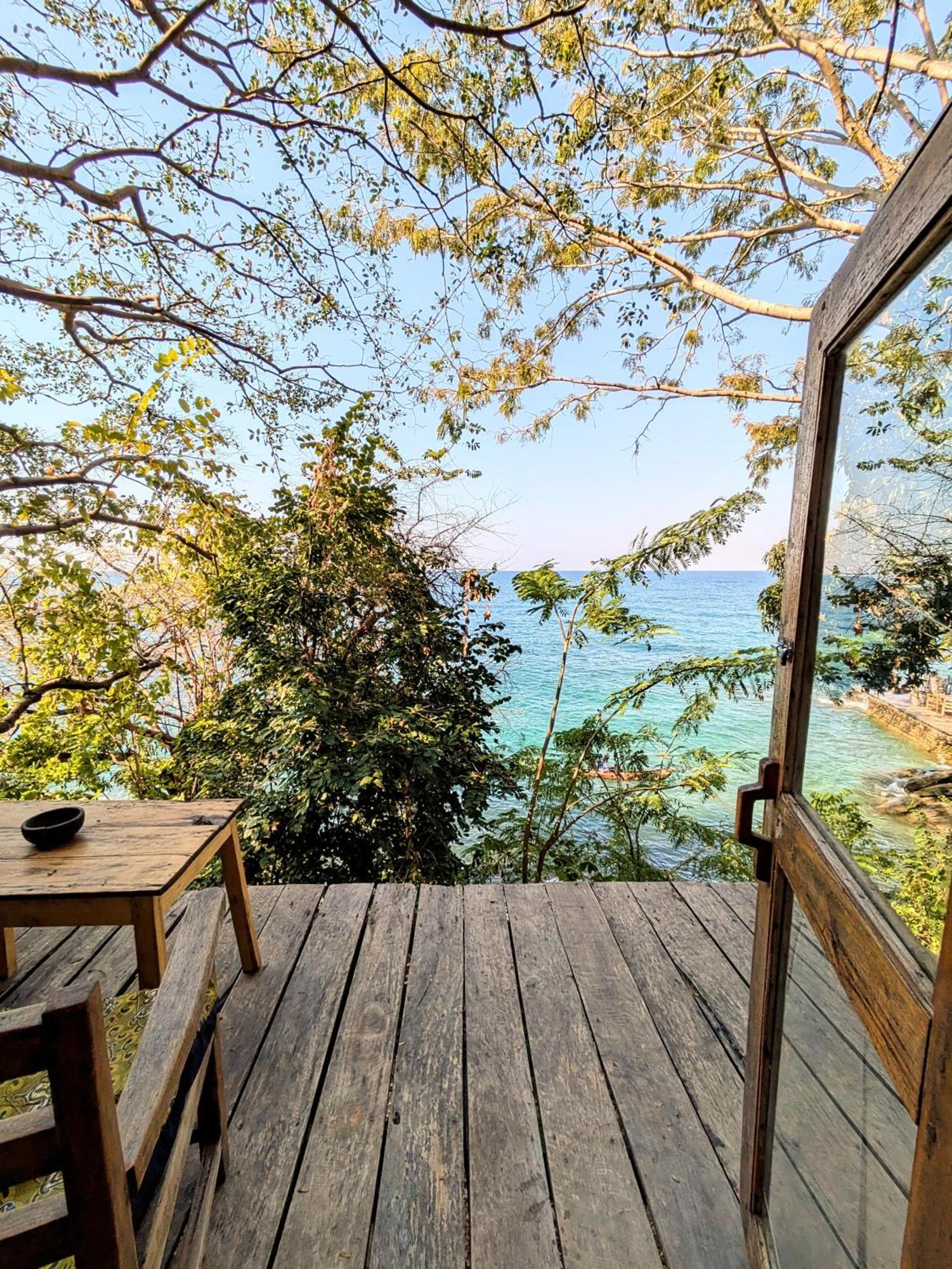 Butterfly Space- A Non-Profit Eco-Lodge Nkhata Bay 외부 사진